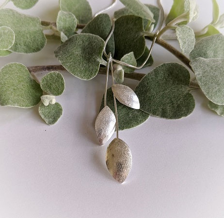 3 silver leaf pendant