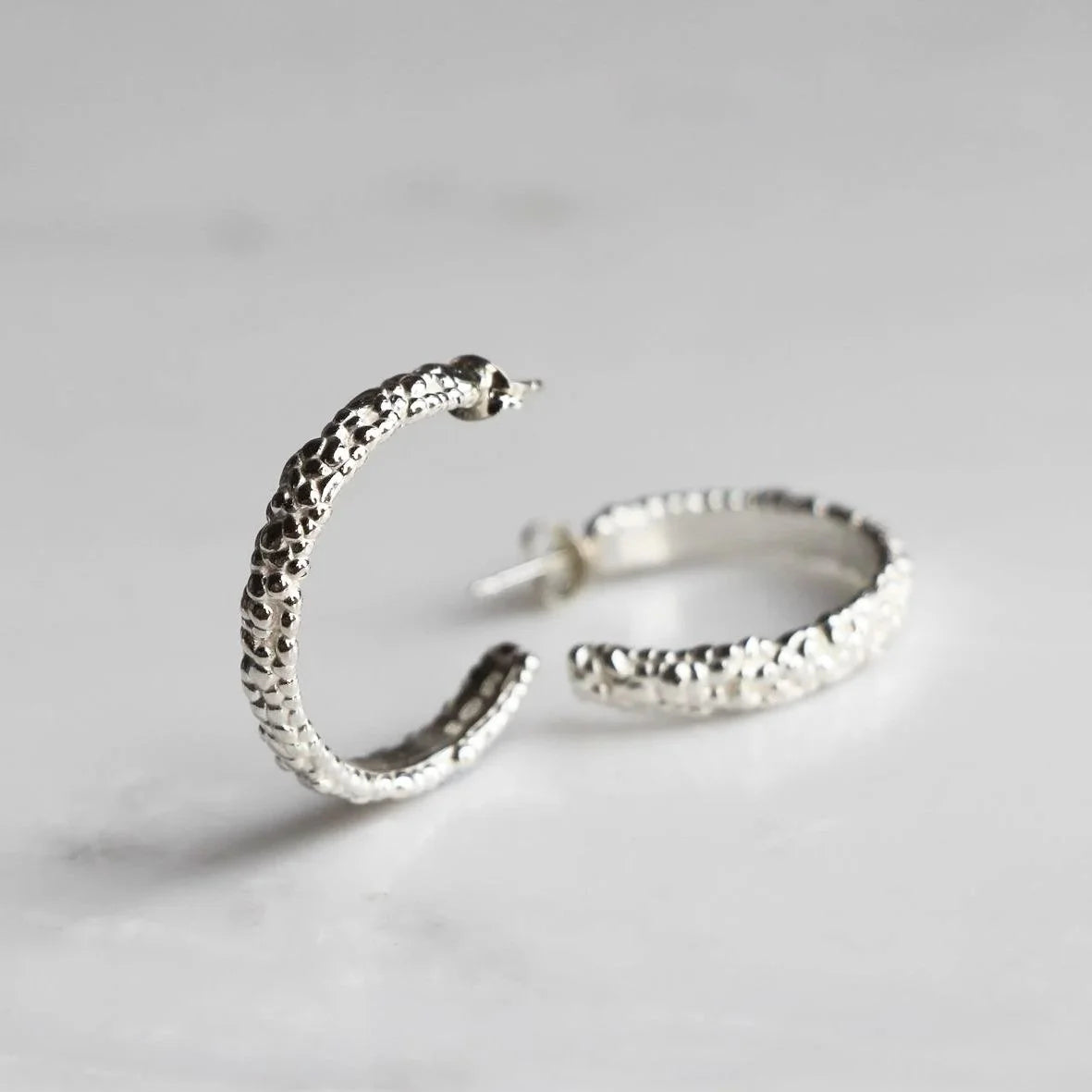 Medium lichen hoops silver