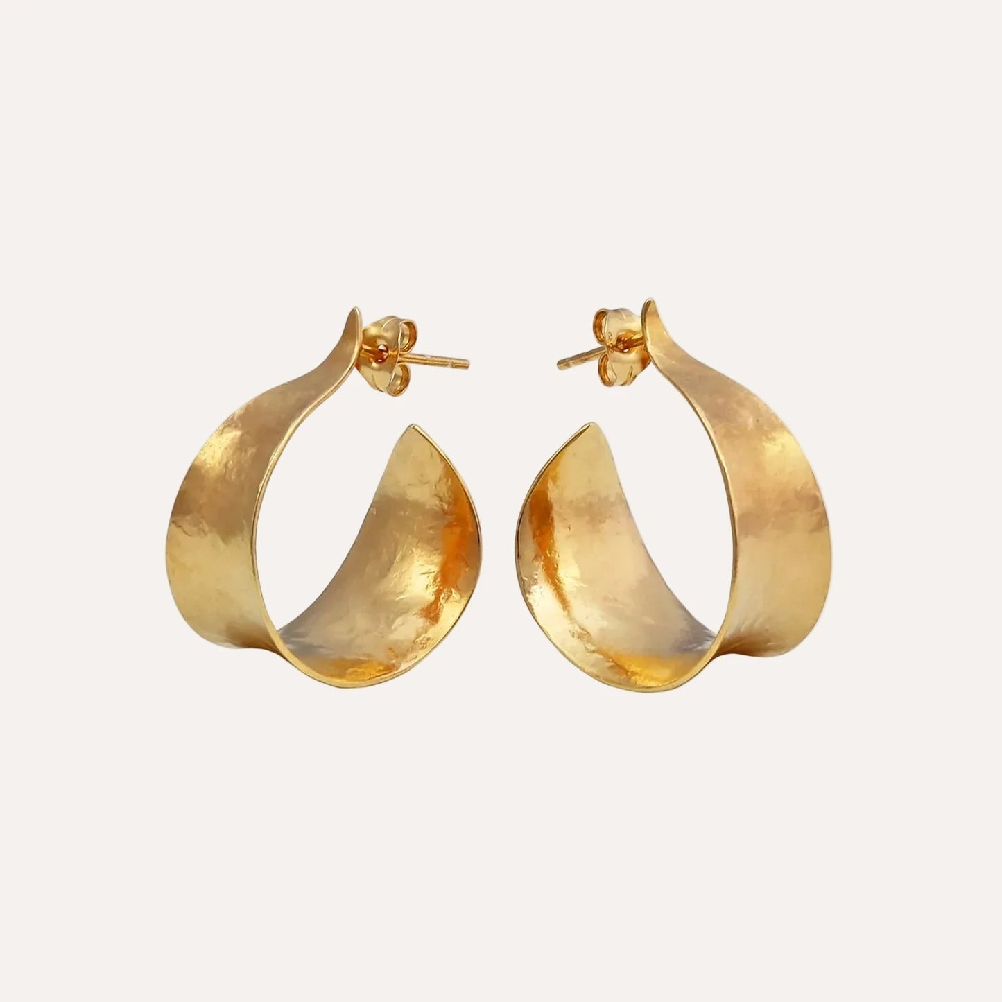 Komorebi Medium Curl Hoop Earrings - Gold Vermeil