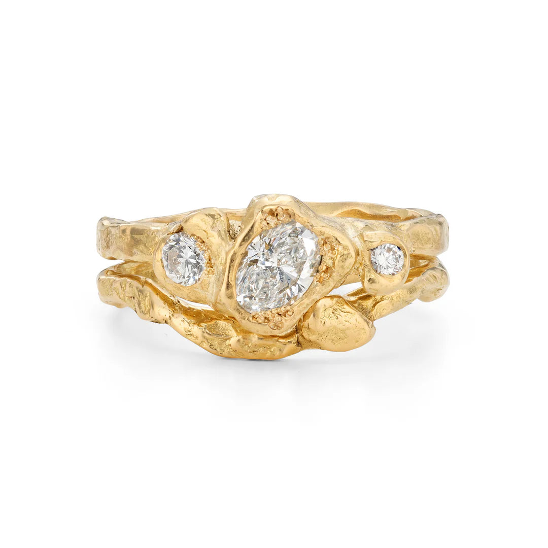 crested adakite ring stack