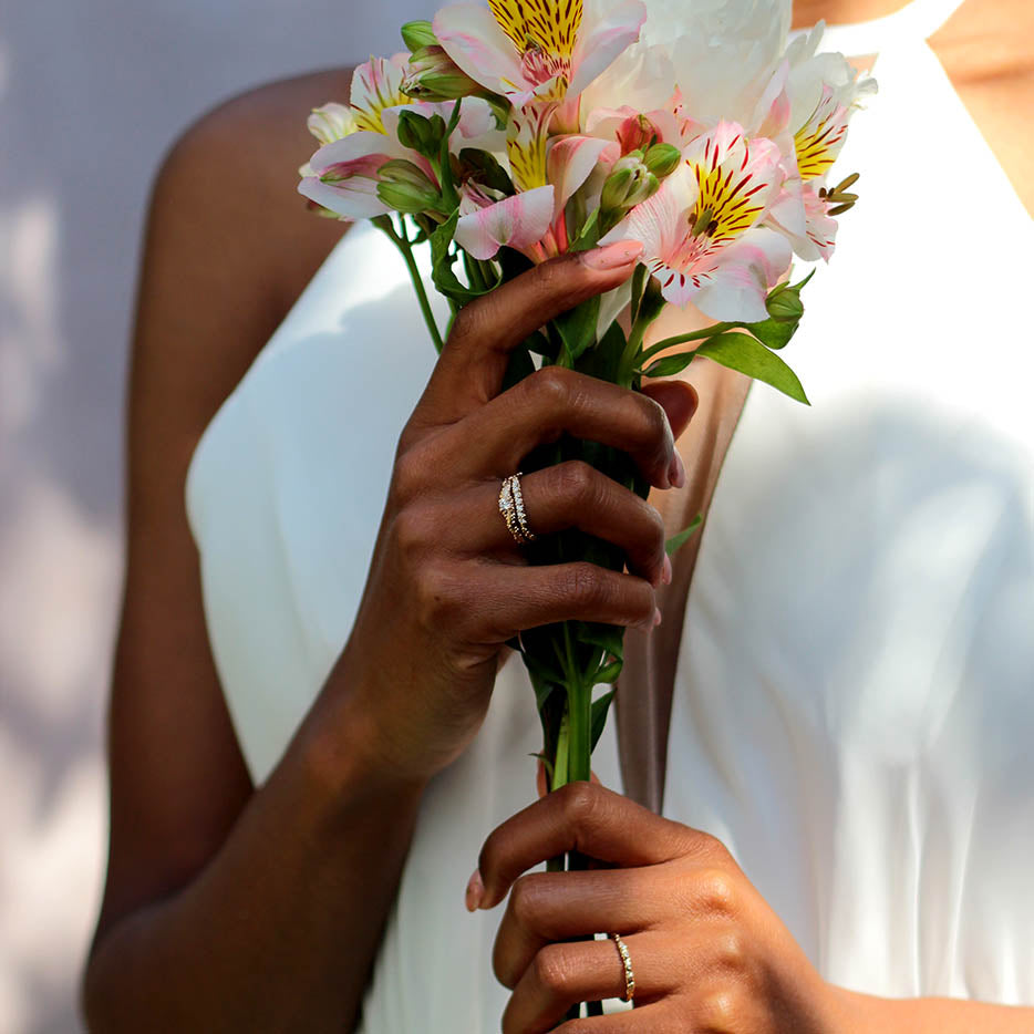 7 Stone Diamond Contour Ring