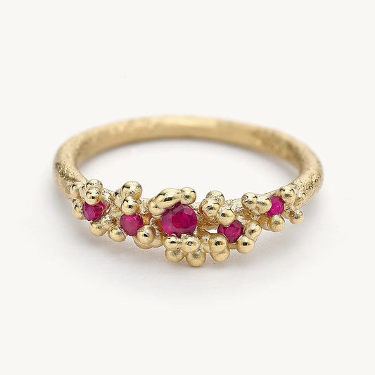 Yellow gold and ruby ring