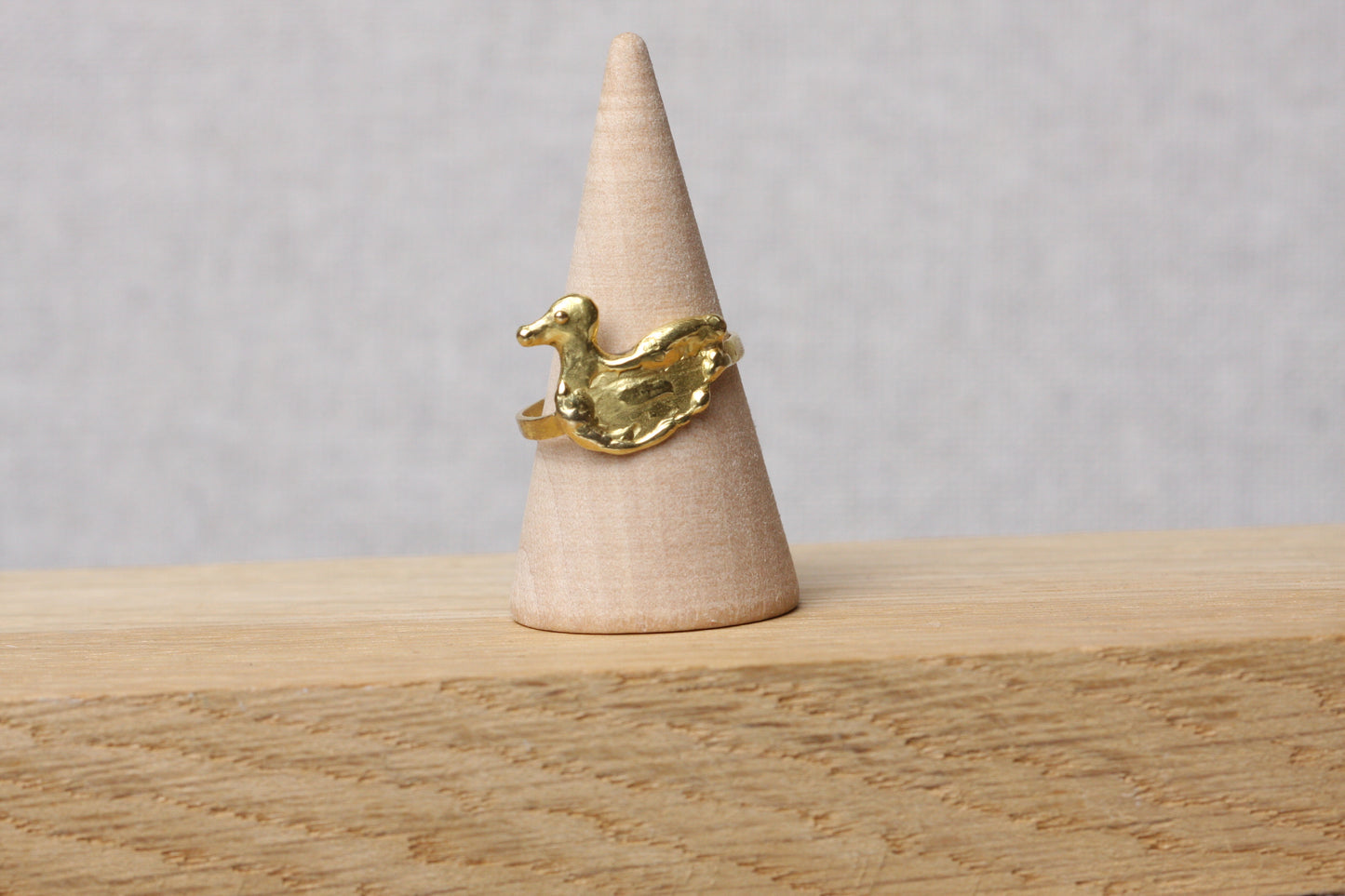 VAULT - Olga Bonne 18ct yellow gold Duck ring