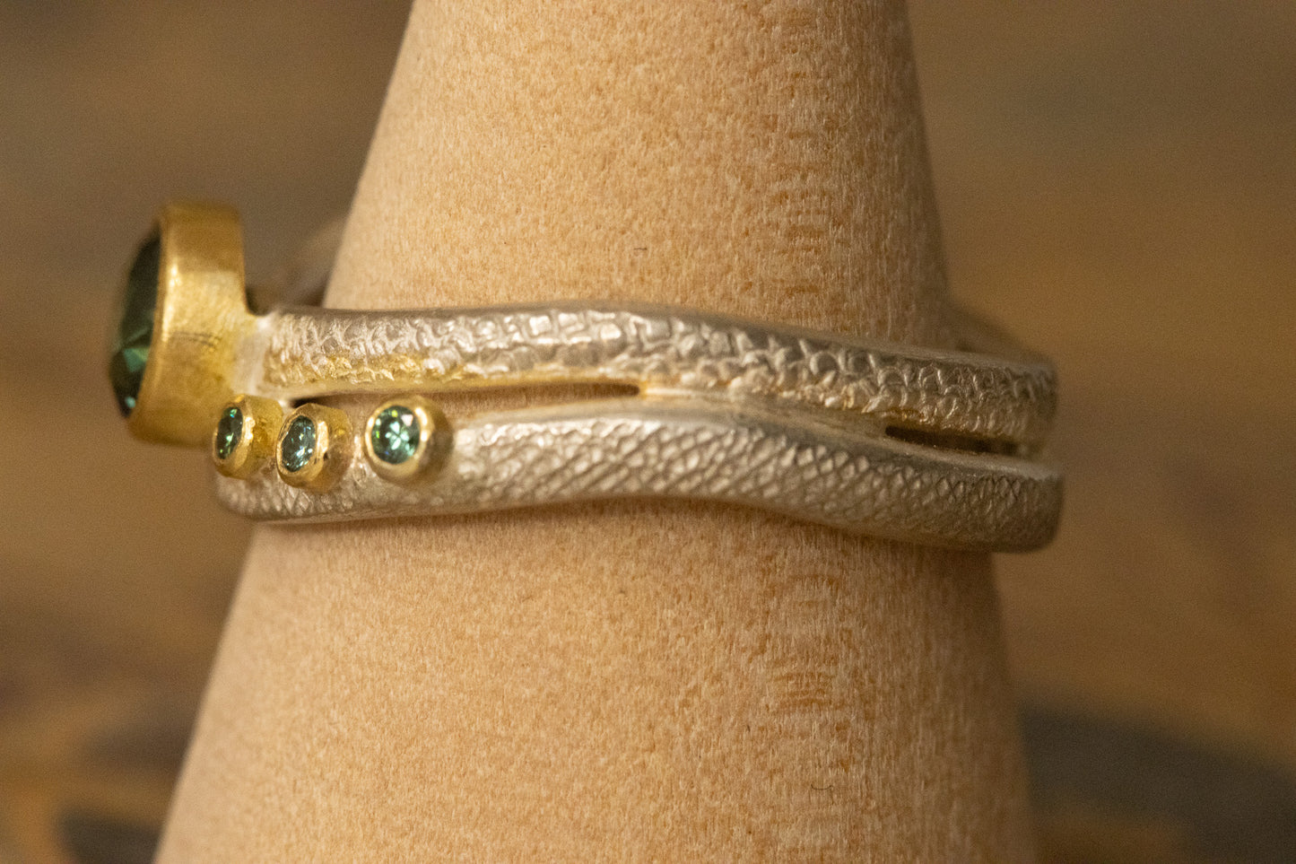 Taylor silver and green sapphire ring size P