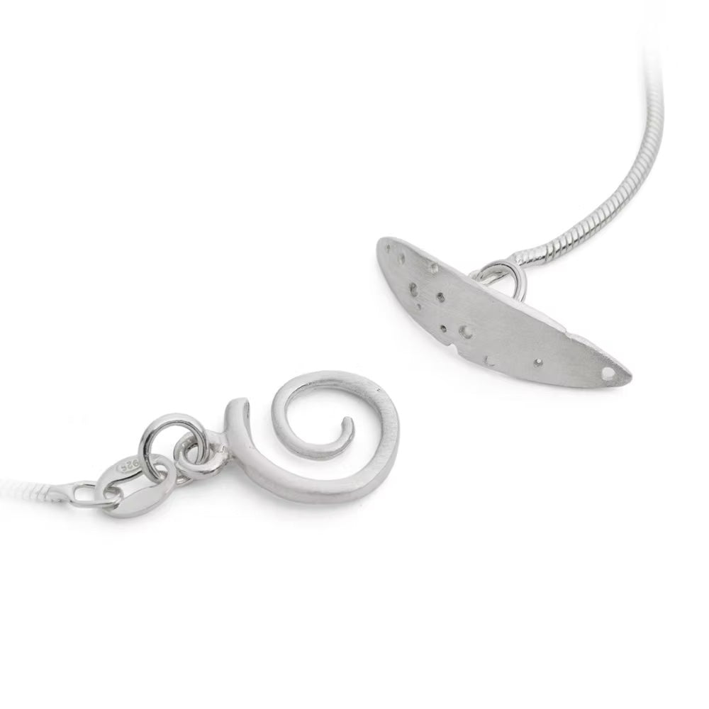 clasp on pod necklace
