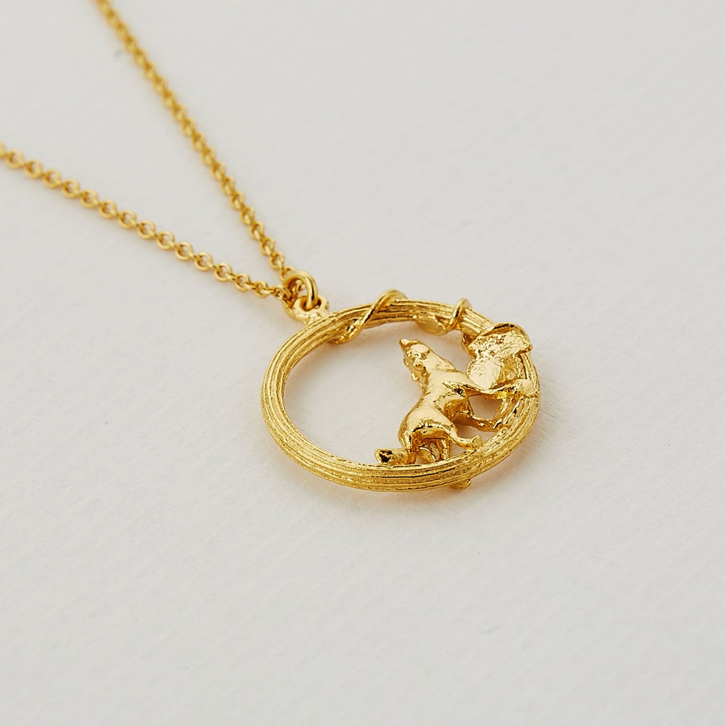 Loop Necklace with Howling Wolf