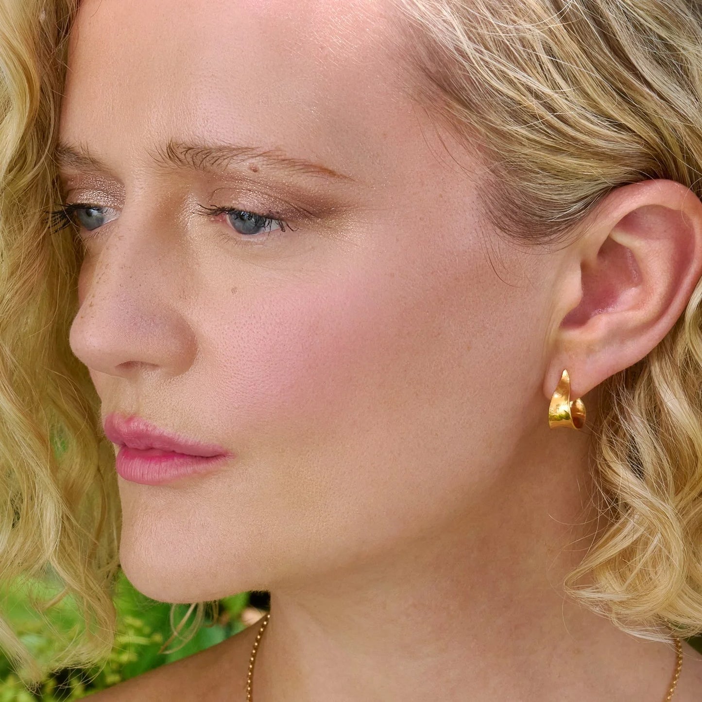 Komorebi Small Curl Hoop Earrings - Gold Vermeil