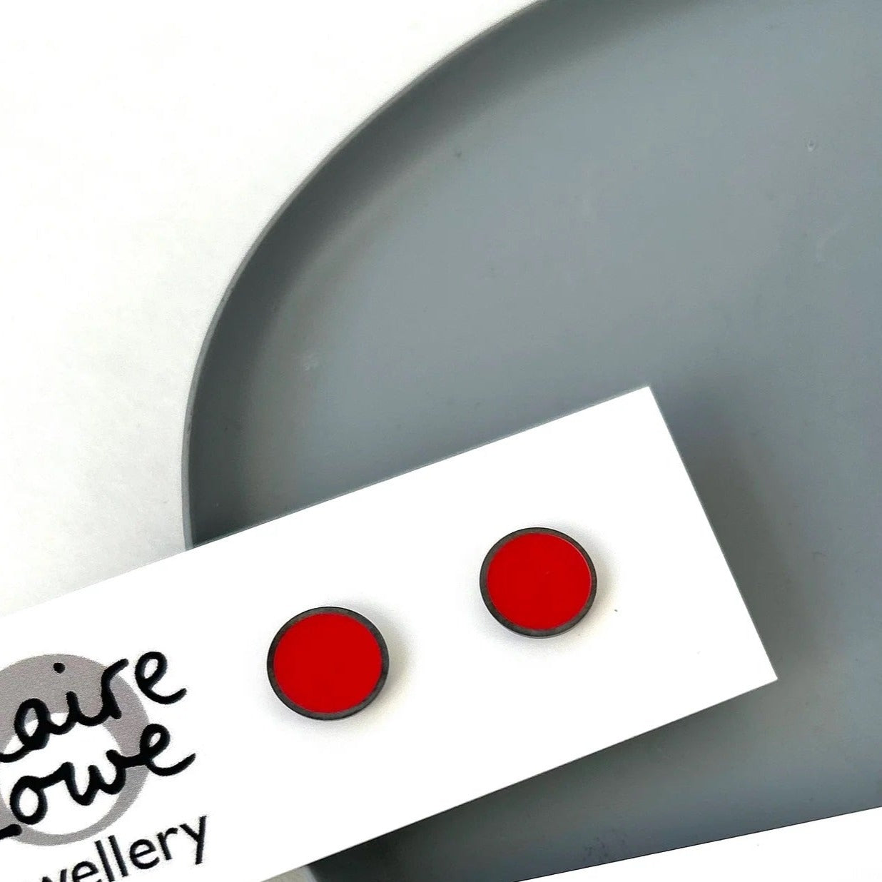 small red stud earrings