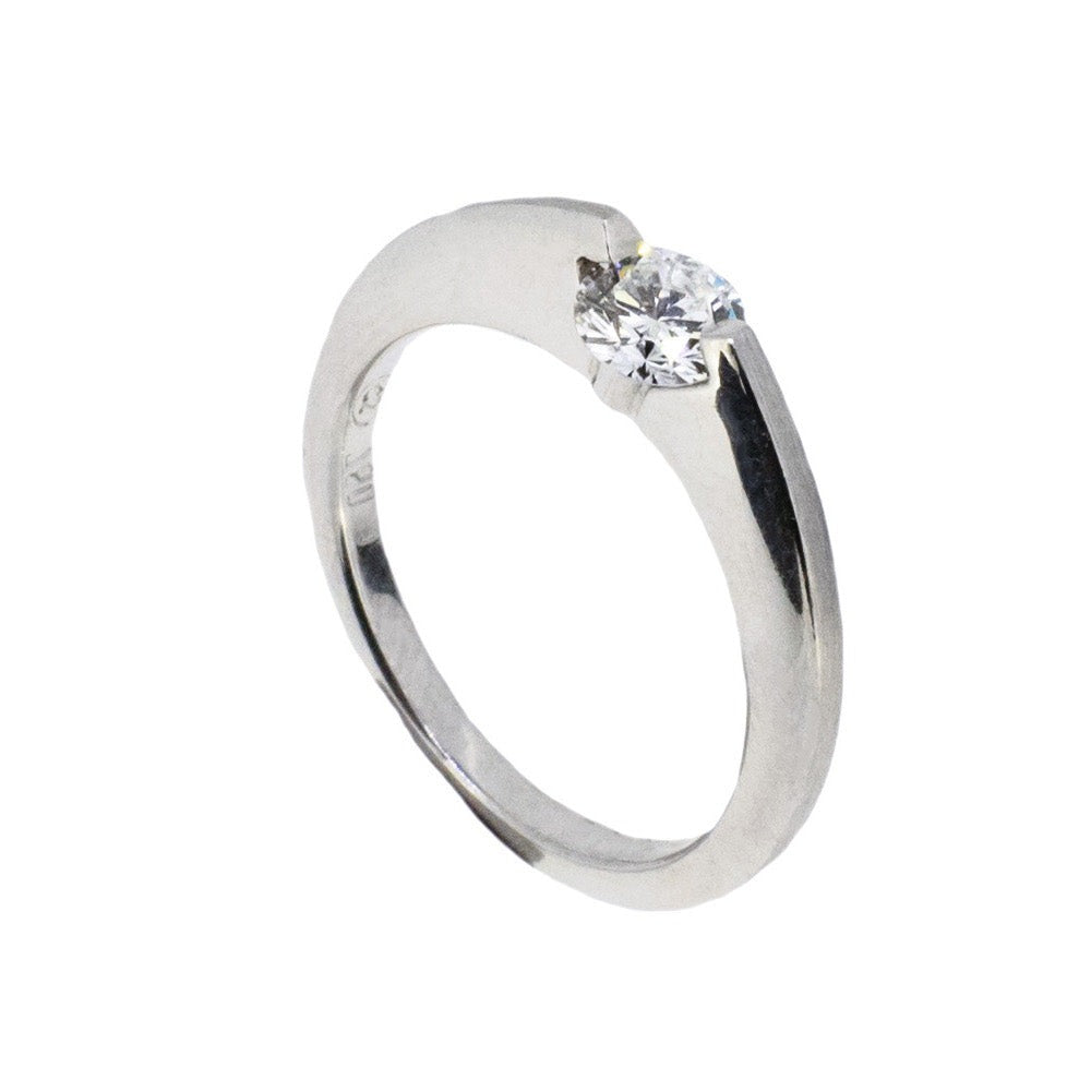 18ct White Gold Diamond Ring