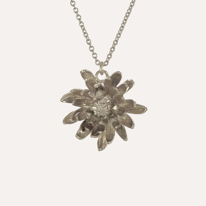 Silver Chrysanthemum Flower Necklace