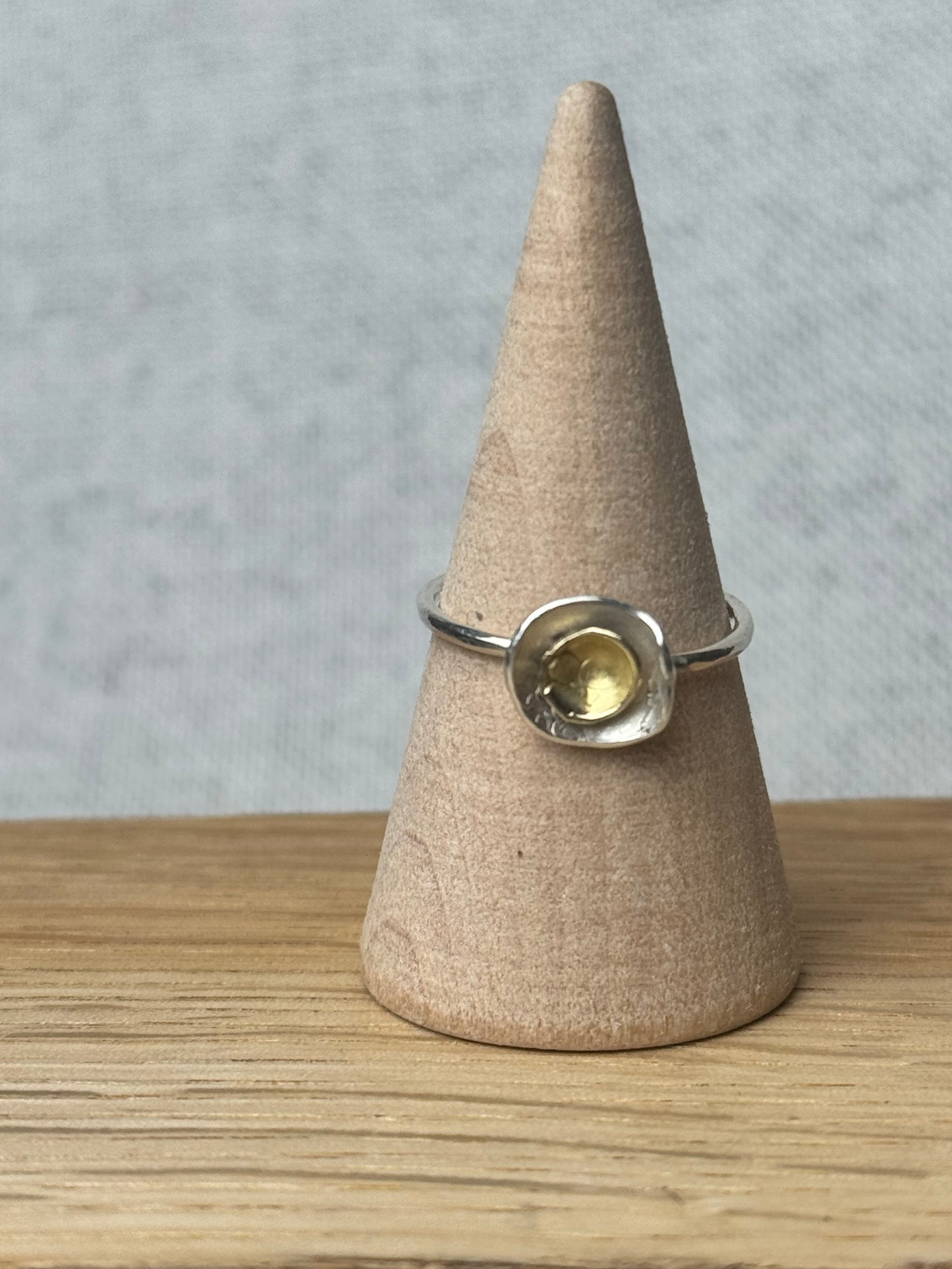 VAULT - Malcolm Morris Apple Blossom ring in silver & 18ct yellow gold size K