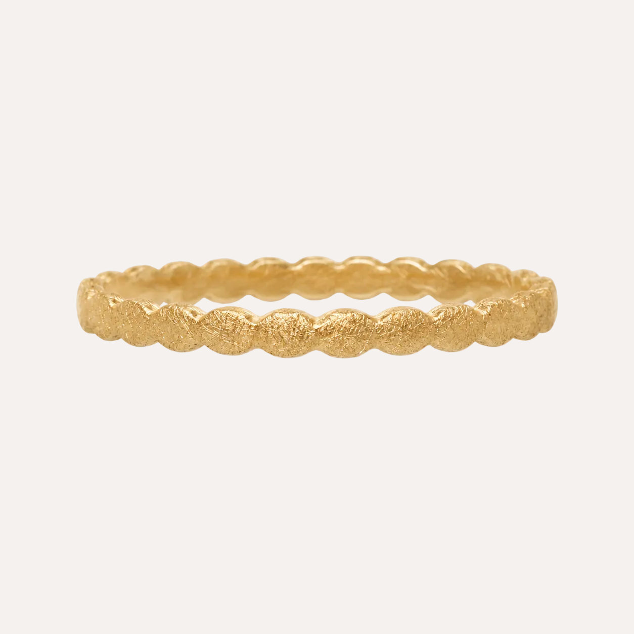 Scallop Ring in 18ct yellow gold