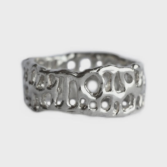 Chunky coral reef ring silver Size M.5