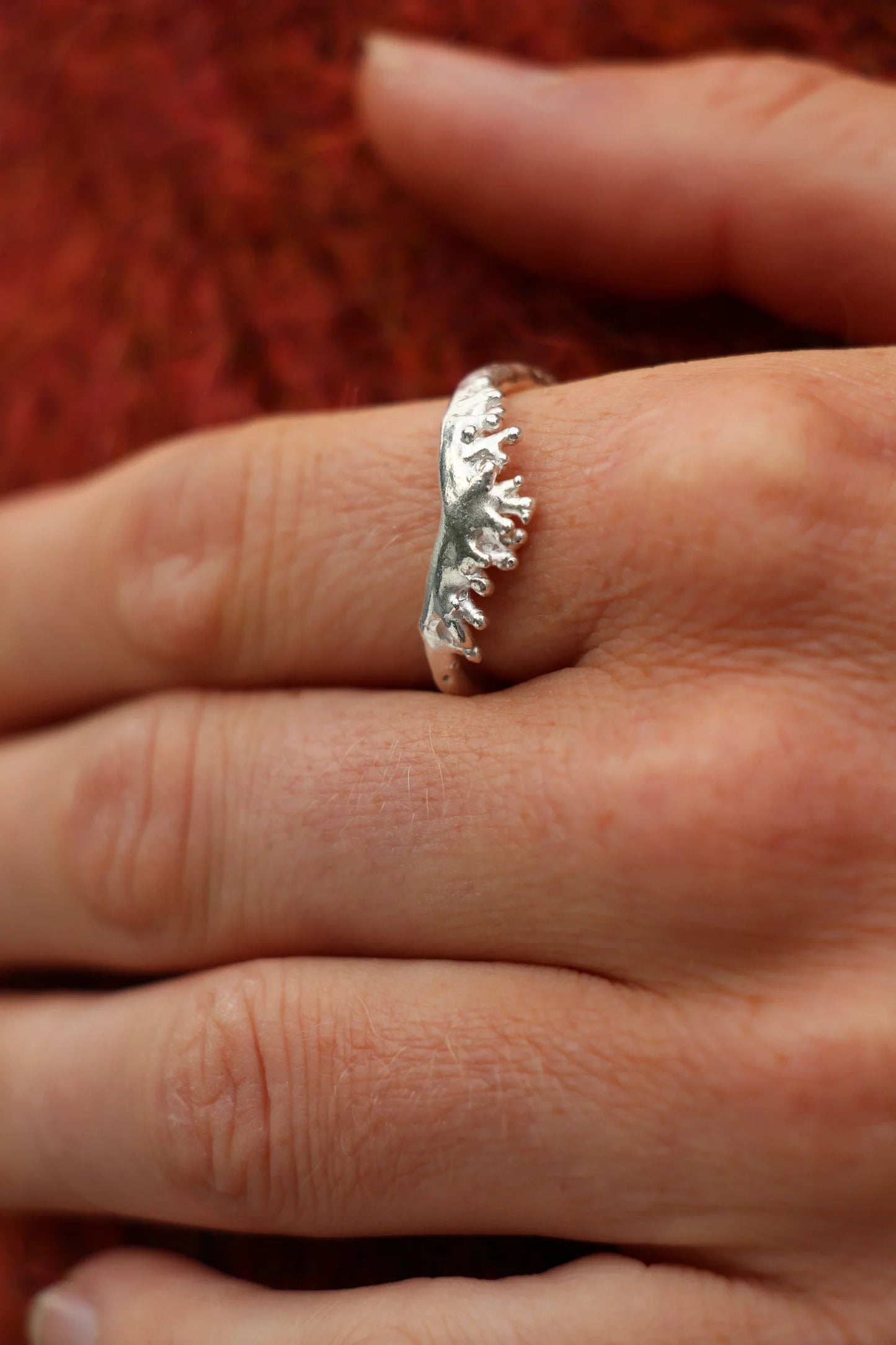 Coral crown ring silver