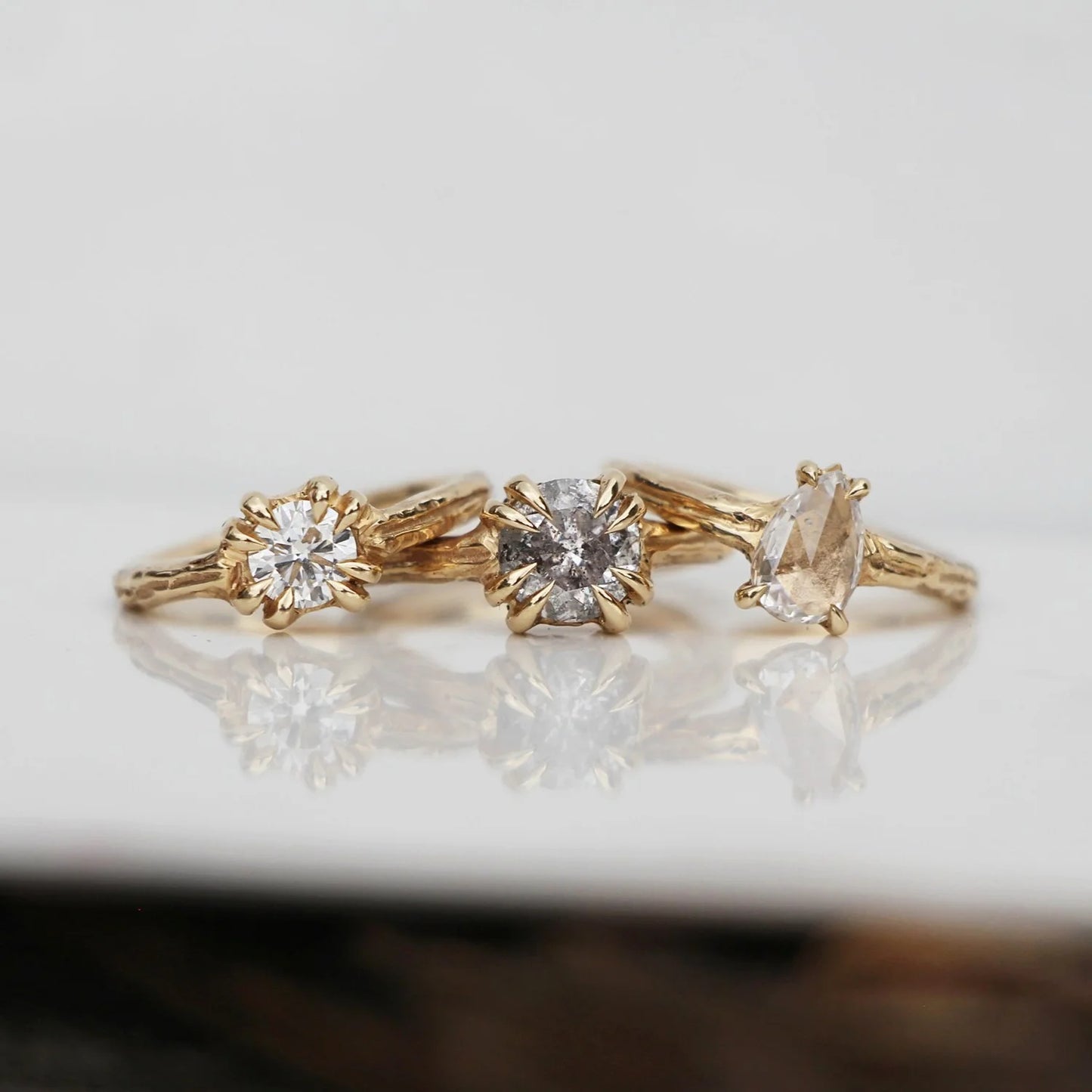 GIA 0.6ct diamond double talon clasp ring 9ct yellow gold