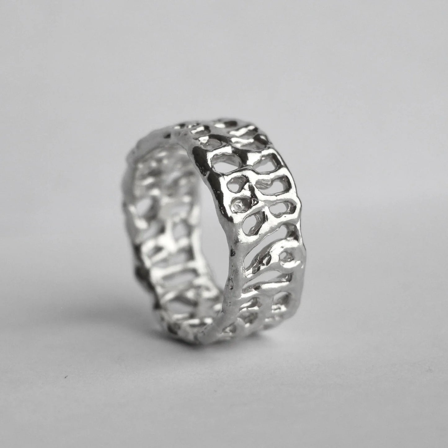 Chunky coral reef ring silver Size M.5