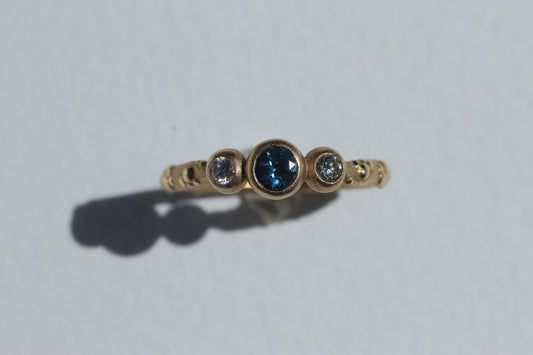 Orno 3 stone ring with blue sapphire 9ct yellow gold