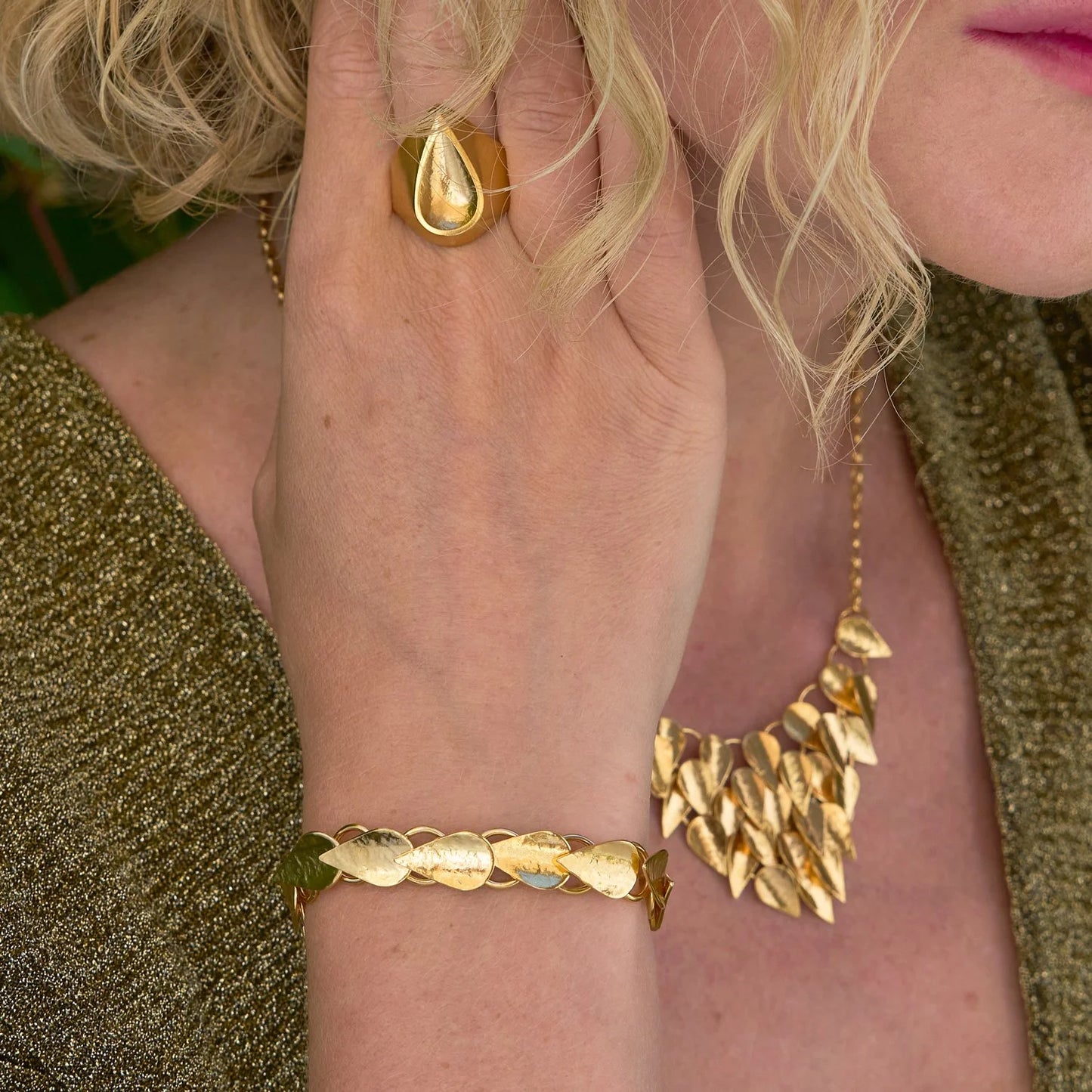 Komorebi Linked Vine Bracelet - Gold