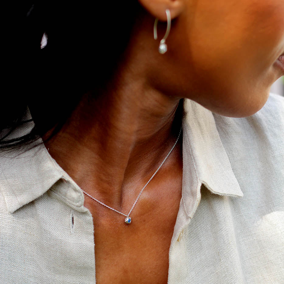 Orno Blue Sapphire Necklace