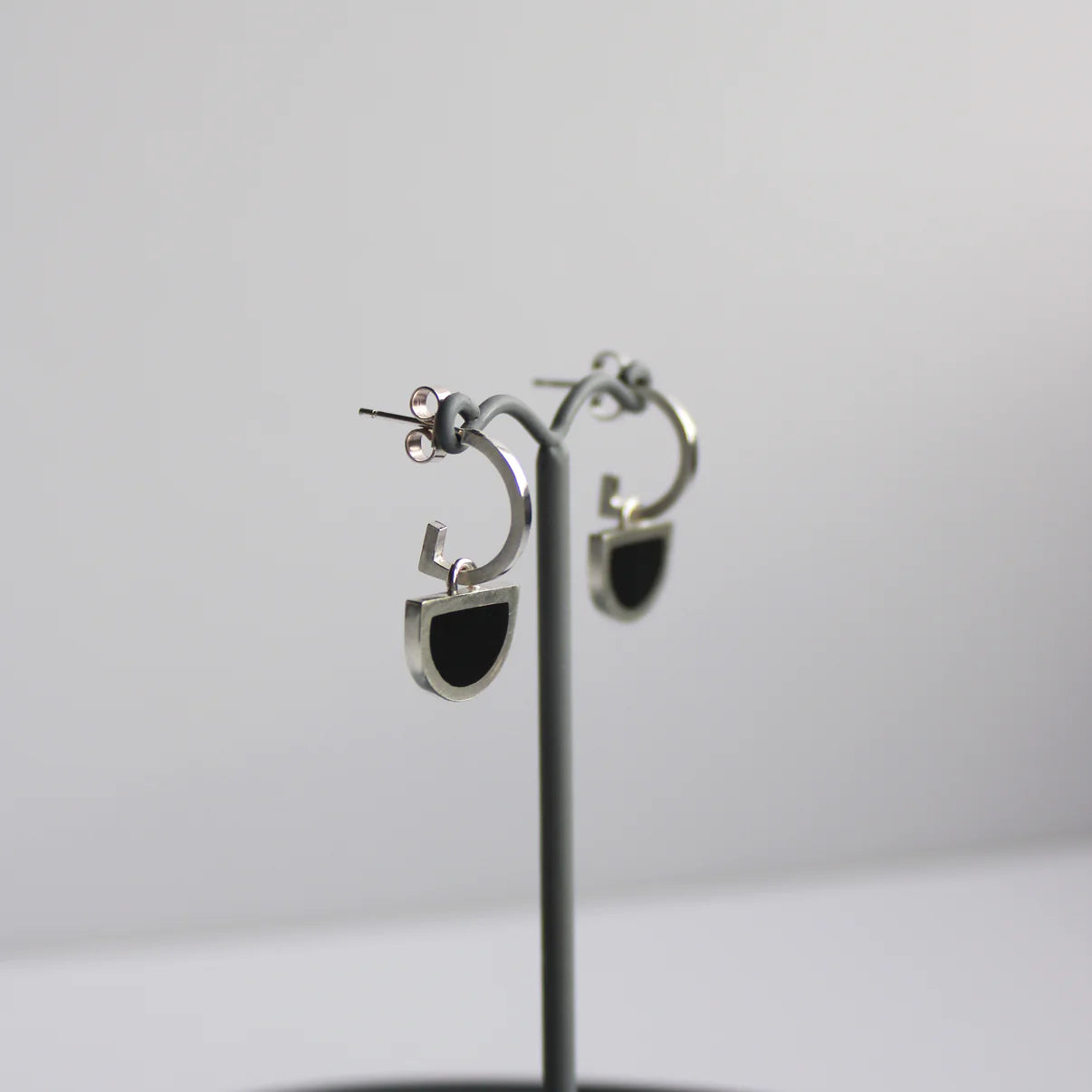 arc hoop black
