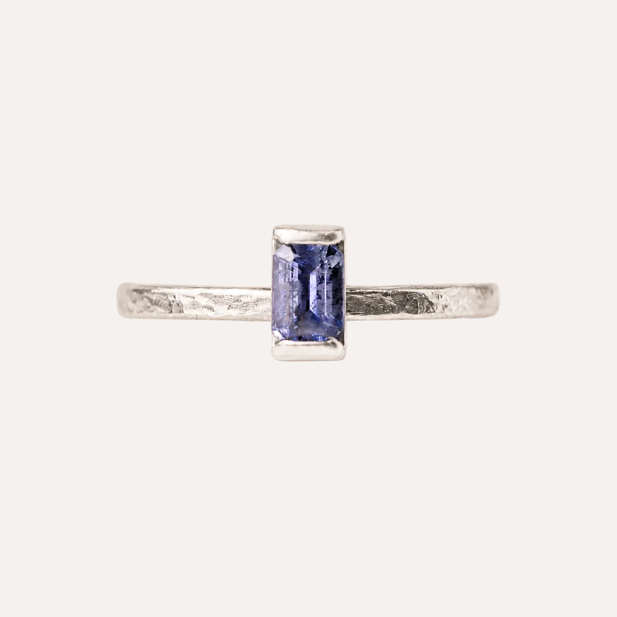 VAULT - Malcolm Morris 18ct white gold & Blue sapphire ring