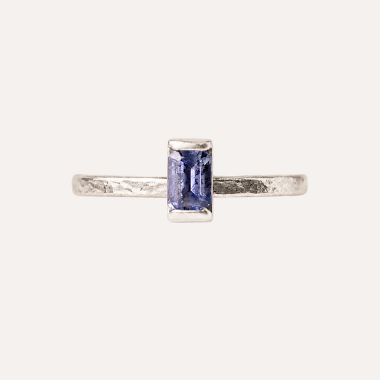 VAULT - Malcolm Morris 18ct white gold & Blue sapphire ring