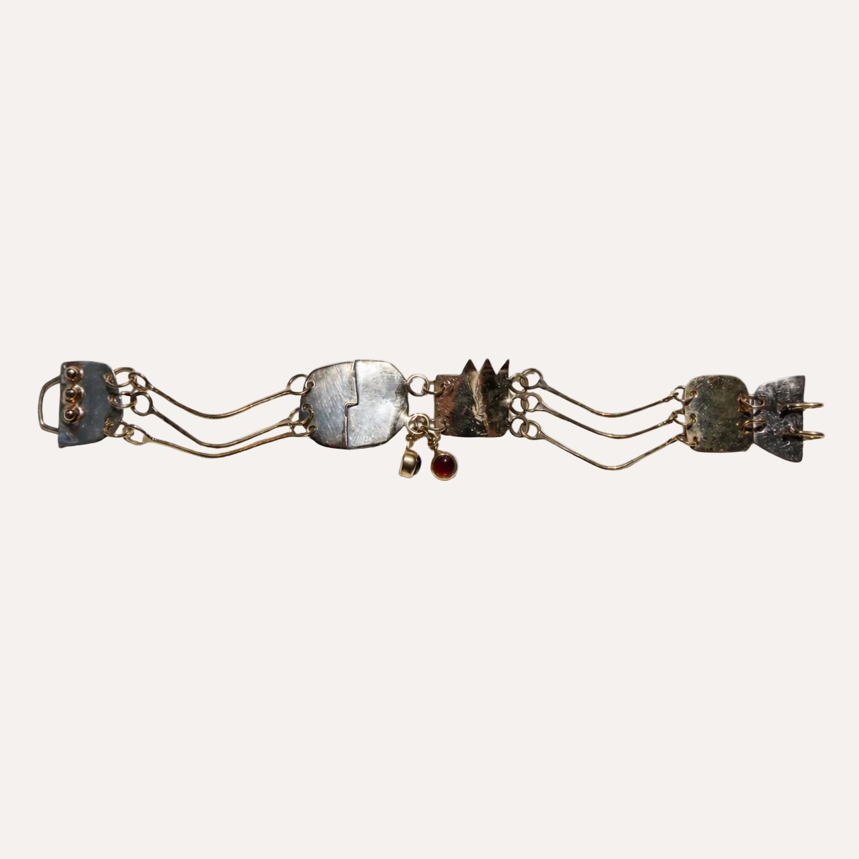 VAULT - Pam Burrows 9ct gold bracelet
