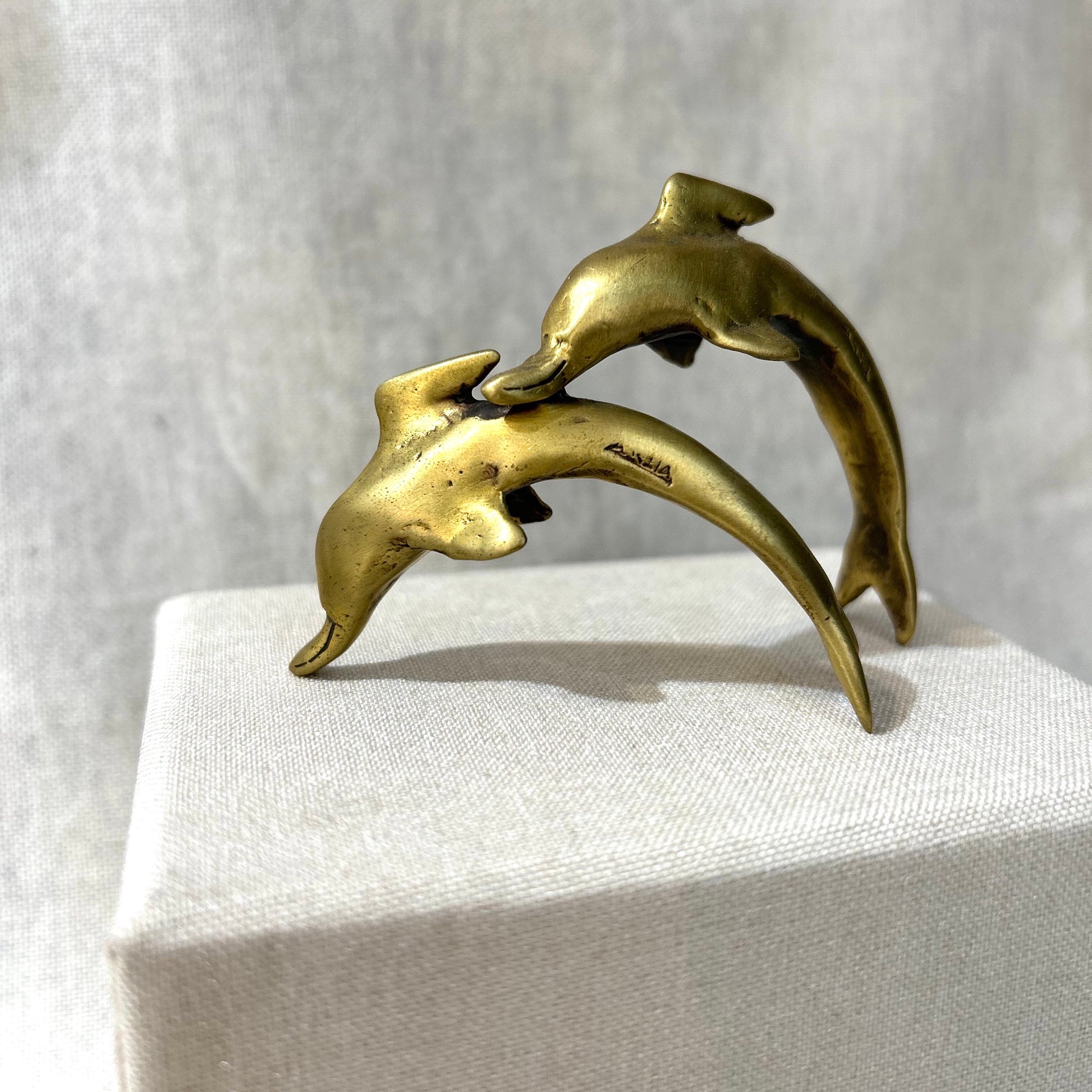 dolphin sculpture