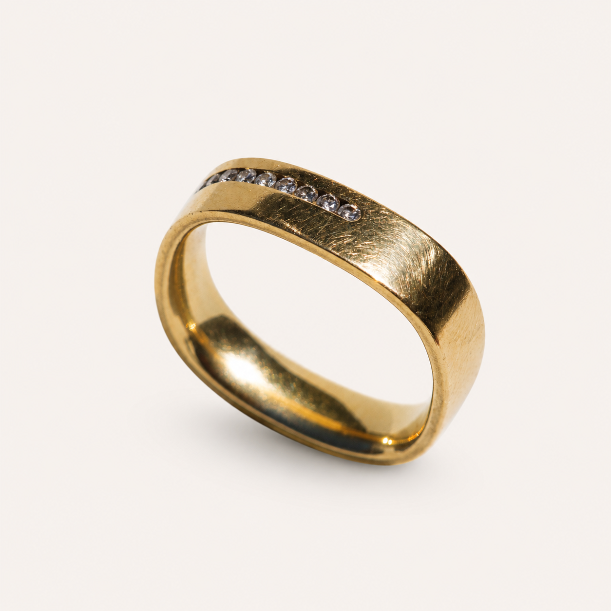 VAULT - Henrich+Denzel 18ct gold & diamond ring