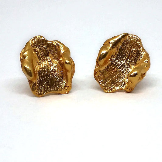 gold smudge stud earrings