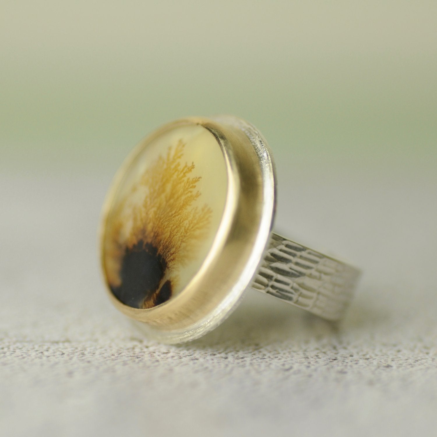 dentritic orb ring