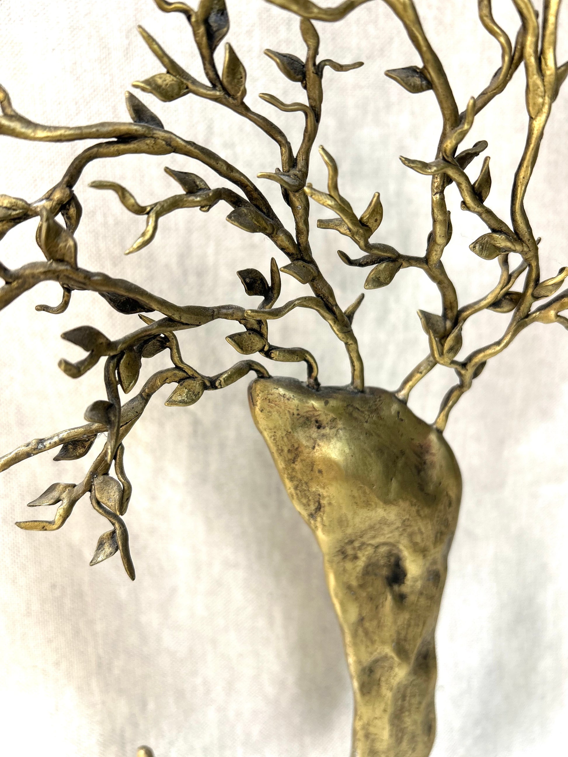 tree sculpture close up
