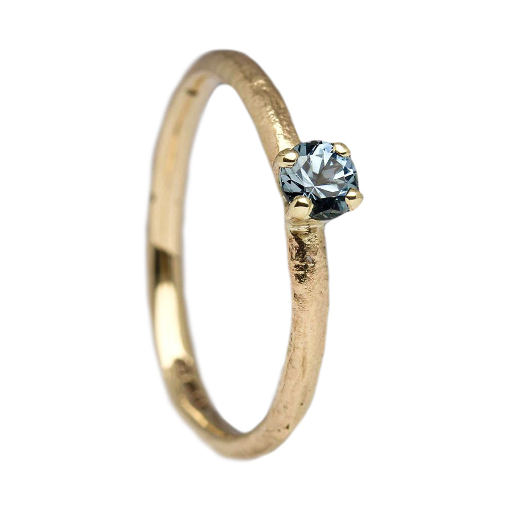 9ct Gold and Sapphire Ring