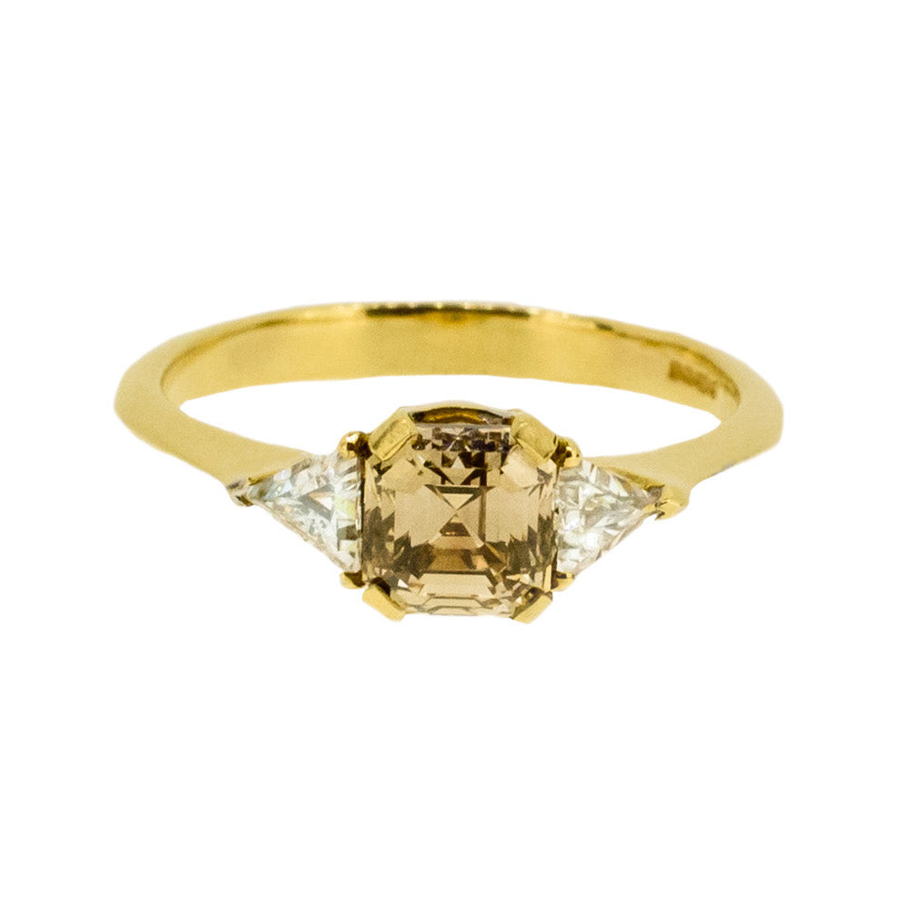 18ct Gold Ring with Brown Diamond
